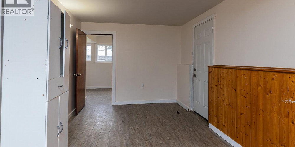 4821 PARK AVENUE Terrace Photo 3 4821 PARK AVENUE Terrace Photo 3